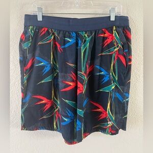 Russell Men’s Tropical Floral Print Board Shorts Size L Pockets Navy Blue EUC